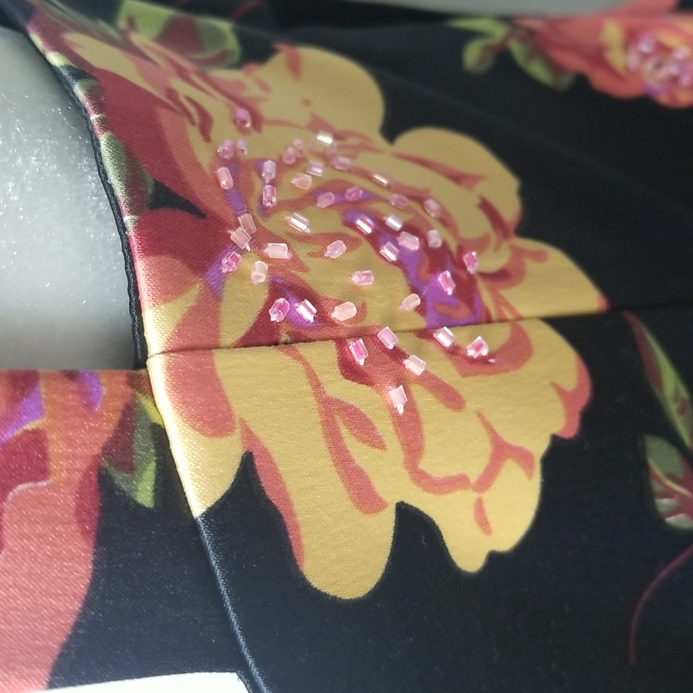 JS Collections Dress - Picture 7 of 10